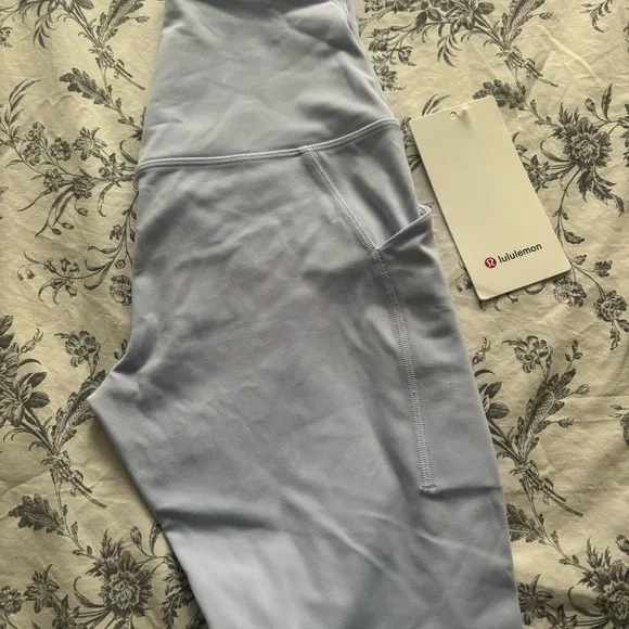 Lululemon Athletica Soft Blue Align HR Crop 23” Size 6 - Picture 3 of 11